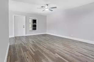 10131 NW 35th St, Coral Springs, FL 33065 - Photo 6