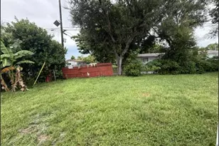 16980 N Miami Ave, North Miami Beach, FL 33169 - Photo 12