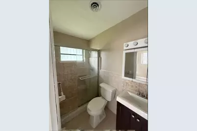 16980 N Miami Avenue, North Miami Beach, FL 33169 - Photo 6