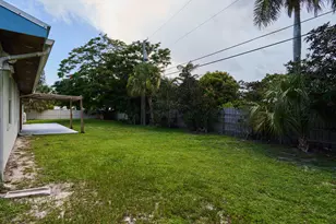 296 SE Wentworth Dr, Stuart, FL 34996 - Photo 44