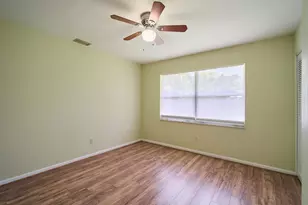 296 SE Wentworth Dr, Stuart, FL 34996 - Photo 18