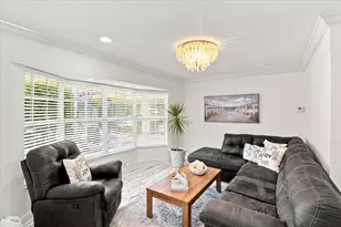 1736 NW 39th St, Oakland Park, FL 33309 - Photo 8