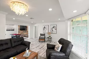 1736 NW 39th St, Oakland Park, FL 33309 - Photo 12
