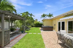 1736 NW 39th St, Oakland Park, FL 33309 - Photo 38