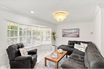 1736 NW 39th Street, Oakland Park, FL 33309 - Photo 6
