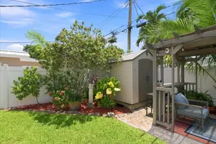 1736 NW 39th St, Oakland Park, FL 33309 - Photo 36