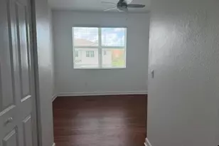 220 SE Woodbark St, Port Saint Lucie, FL 34984 - Photo 10
