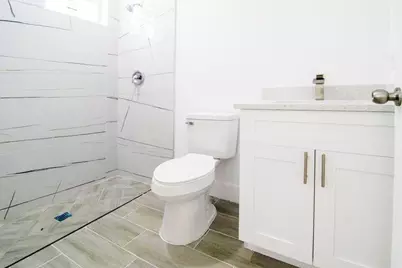 248 Rotonda Boulevard N #3, Rotonda West, FL 33947 - Photo 6
