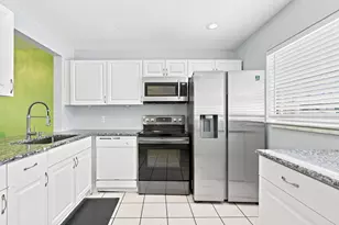 13521 S Indian River Dr, Jensen Beach, FL 34957 - Photo 10