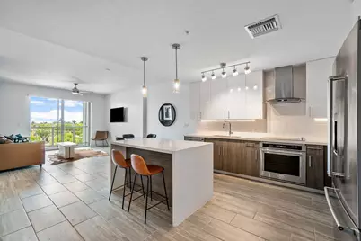 236 SE Fifth Avenue #303, Delray Beach, FL 33483 - Photo 2