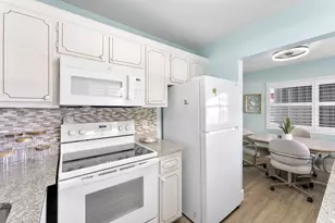 3322 Cynthia Ln, Lake Worth Beach, FL 33461 - Photo 6