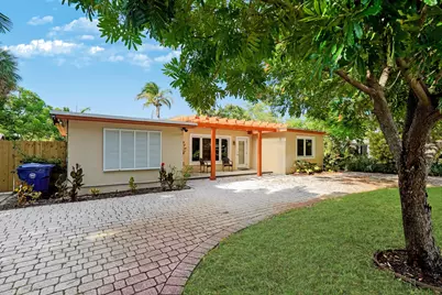 401 NW 21st Court, Wilton Manors, FL 33311 - Photo 1