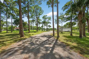17218 Shetland Ln, The Acreage, FL 33470 - Photo 22