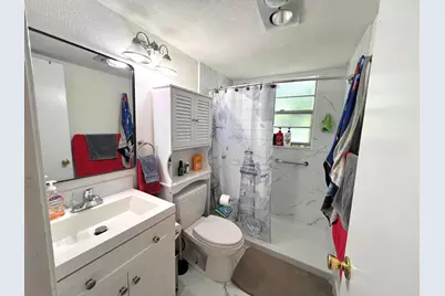 561 Durham T #T, Deerfield Beach, FL 33442 - Photo 10