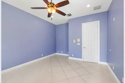 8480 Man O War Road, Palm Beach Gardens, FL 33418 - Photo 32