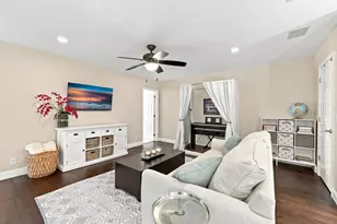 1121 Delray Lakes Dr, Delray Beach, FL 33444 - Photo 14