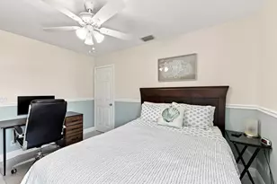 1121 Delray Lakes Dr, Delray Beach, FL 33444 - Photo 16