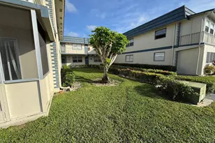 201 Brittany E, Delray Beach, FL 33446 - Photo 24