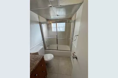 201 Brittany E, Delray Beach, FL 33446 - Photo 16