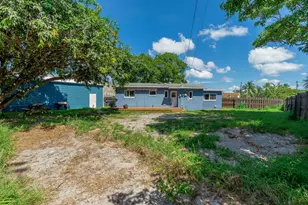 1446 W Drew St, Lantana, FL 33462 - Photo 32
