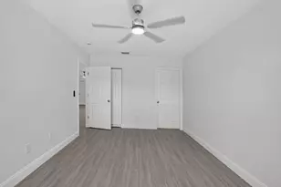 2855 NW 8th Ct, Fort Lauderdale, FL 33311 - Photo 10