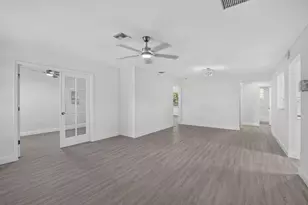 2855 NW 8th Ct, Fort Lauderdale, FL 33311 - Photo 2