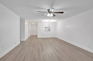 1050 NW 87th Ave, Plantation, FL 33322 - Photo 14