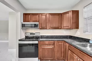 626 SW 14th Ave, Fort Lauderdale, FL 33312 - Photo 2