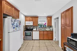 1501 NW 41st St, Oakland Park, FL 33309 - Photo 2