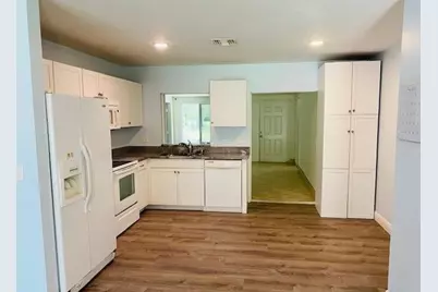 291 22nd Street NE, Naples, FL 34120 - Photo 6