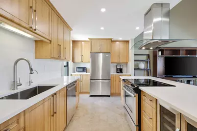 800 Greensward Court #203-I, Delray Beach, FL 33445 - Photo 2
