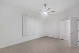 323 NW Bentley Cir, Port Saint Lucie, FL 34986 - Photo 18