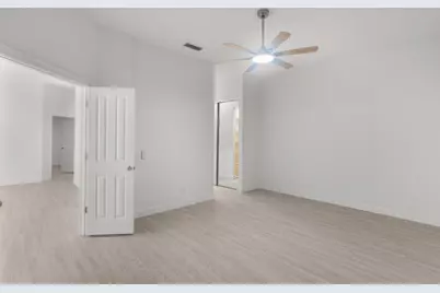 323 NW Bentley Circle, Port Saint Lucie, FL 34986 - Photo 16