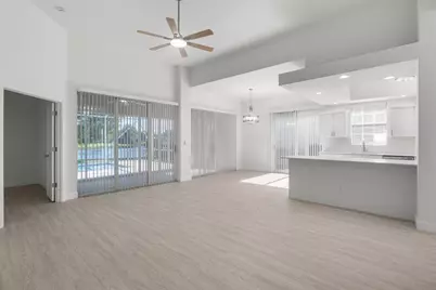323 NW Bentley Circle, Port Saint Lucie, FL 34986 - Photo 10