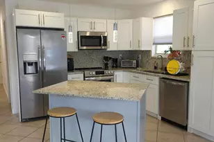 2711 NW 16th St, Fort Lauderdale, FL 33311 - Photo 2