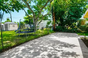 2711 NW 16th St, Fort Lauderdale, FL 33311 - Photo 8