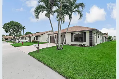 6210 Olivewood Circle, Greenacres, FL 33463 - Photo 2