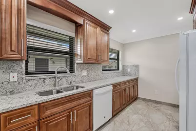 6210 Olivewood Circle, Greenacres, FL 33463 - Photo 20