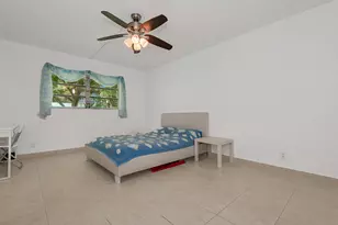 1000 NE 12th Ave, Hallandale Beach, FL 33009 - Photo 14