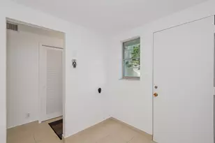 1000 NE 12th Ave, Hallandale Beach, FL 33009 - Photo 12