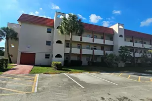 3051 Sunrise Lakes Dr E, Sunrise, FL 33322 - Photo 10