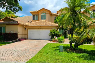 8149 Madison Lakes Circle S, Davie, FL 33328 - Photo 2