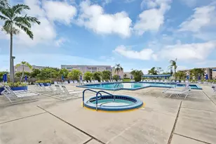 2541 N Nob Hill Rd, Sunrise, FL 33322 - Photo 8