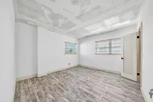 3051 NE 48th St, Fort Lauderdale, FL 33308 - Photo 30