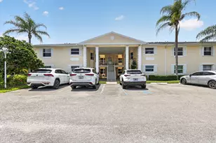 203 Grove Isle Cir, Vero Beach, FL 32962 - Photo 2