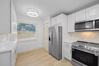 370 NW 76th Avenue #204, Margate, FL 33063 - Photo 6