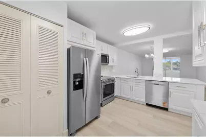 370 NW 76th Avenue #204, Margate, FL 33063 - Photo 4
