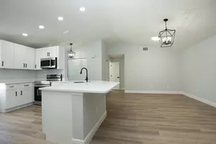 1898 SW Lofgren Ave, Port Saint Lucie, FL 34953 - Photo 6