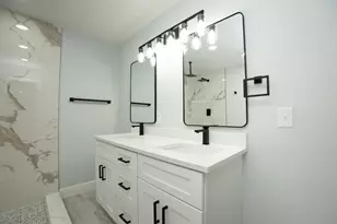 1898 SW Lofgren Ave, Port Saint Lucie, FL 34953 - Photo 18