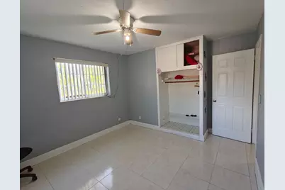 324 Mid Pines Road, Palm Springs, FL 33461 - Photo 18